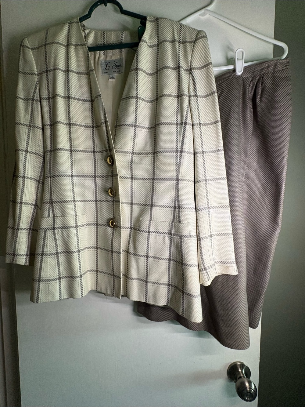 Le Suit Cream Plaid Blazer with Taupe Skirt 2 piece